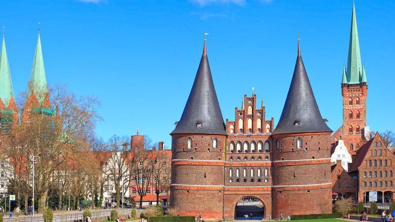 From Hamburg to Berlin: Discover the Medieval Charms of Hanseatic Cities – Cruise photo