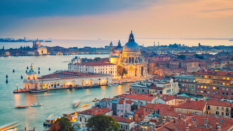 Venetian Treasures (port-to-port cruise) – Cruise photo