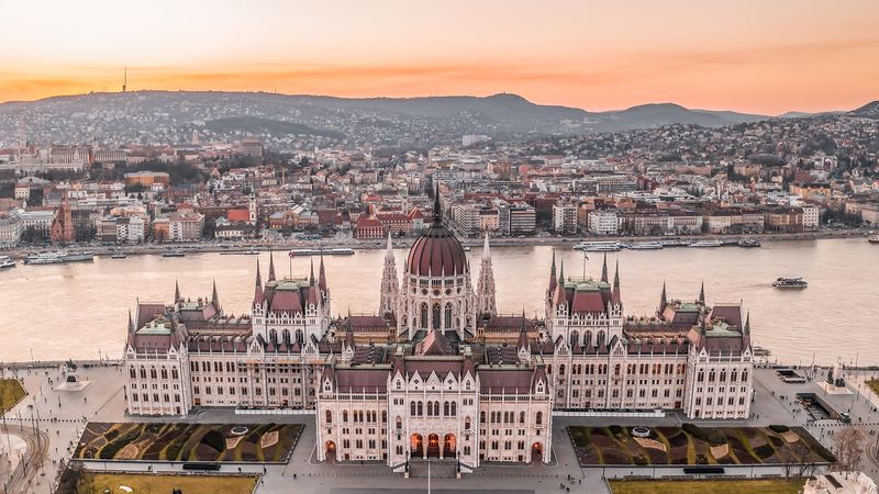 Viennese Waltzes and Habsburg Heritage A cruise into traditions on the beautiful Blue Danube (port-to-port cruise) – Cruise photo