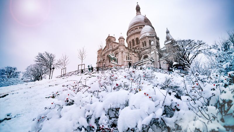 Stunning Window Displays and Christmas Markets in Paris  (port-to-port cruise) – Cruise photo