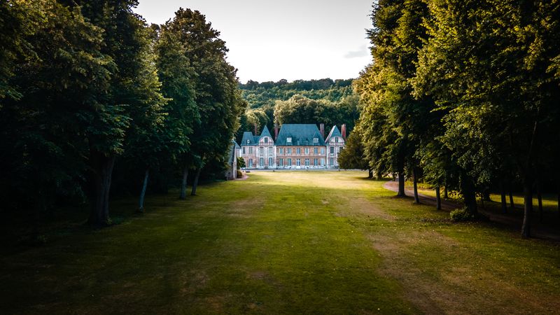 THE HISTORY OF FRANCE FROM PARIS TO NORMANDY Between heritage, landscapes, and Impressionist nuances (port-to-port cruise) – Cruise photo