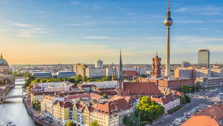 From Berlin to Amsterdam (port-to-port cruise) – Allemagne Elbe Berlin Croisieurope Slider Bma Canadastock