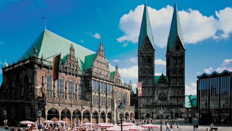 From Amsterdam to Berlin (port-to-port cruise) – Allemagne Elbe Breme Place Du Marche Hotel De Ville02 Onat Allemagne