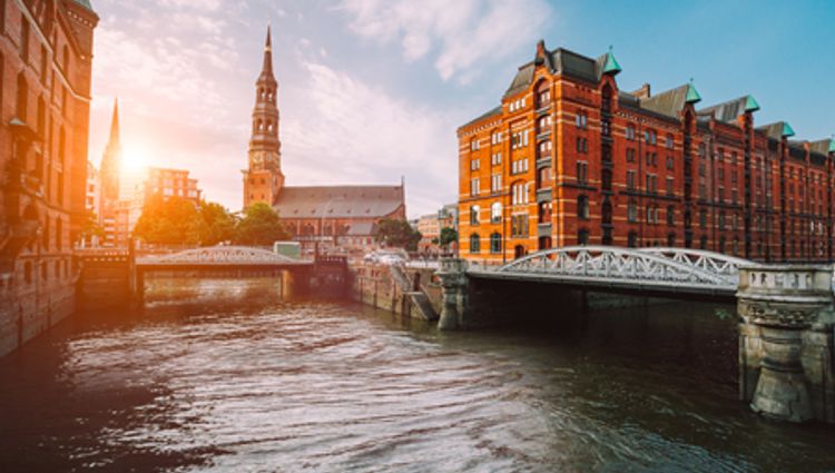 From Berlin to Hamburg: Discover the Medieval Charms of Hanseatic Cities – Allemagne Elbe Rhin Vignette Bhl Igor Tichonow