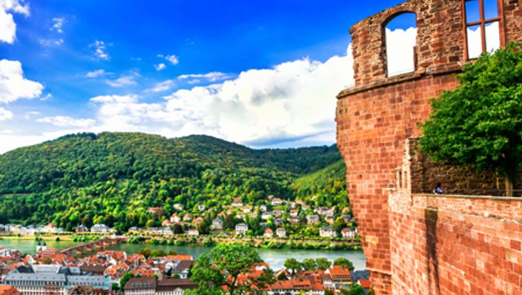 Around the World in Culinary Delights (port-to-port cruise) – Allemagne Neckar Heidelberg Croisieurope Vignette Seh Shutterstock