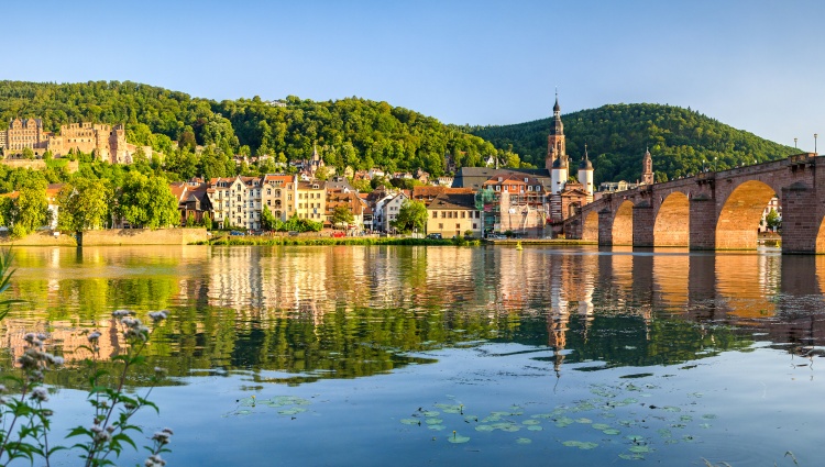 Four Rivers, Four Valleys – The Best of the Saar, Moselle, Neckar, and Rhine Rivers (port-to-port cruise) – Allemagne Neckar Heidelberg02 Mapman Shutterstock