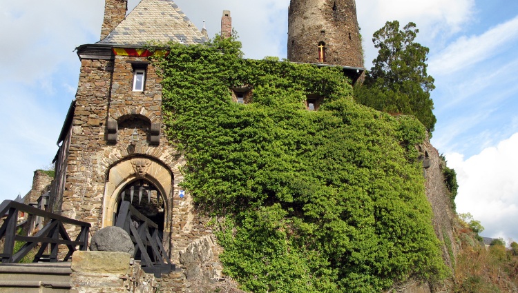 The Rhine & Moselle – Allemagne Rhin Alken Chateau Thurant03 Chateau Thurant