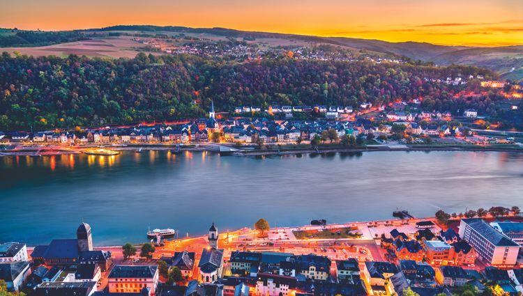Rhine in Flames in Sankt Goarshausen – Magical Fireworks over the Water (port-to-port cruise) – Allemagne Rhin Saint Goarshausen Nuit Leonid Andronov Leonid Andronov