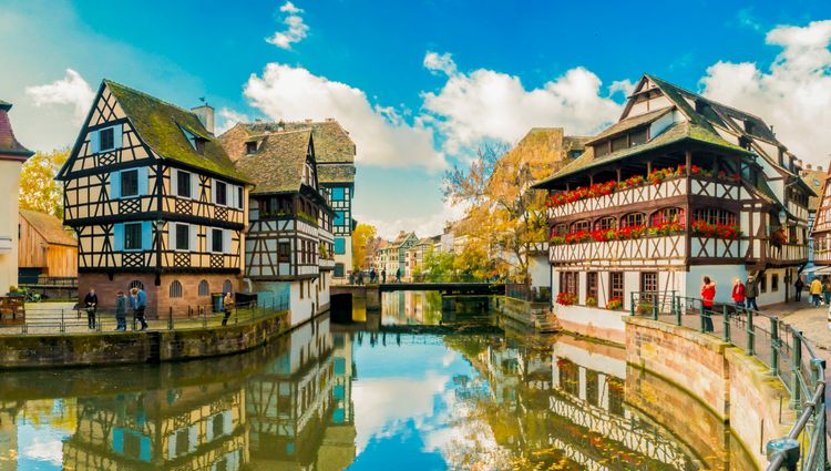Alsace: land of tradition and gastronomy (port-to-port cruise) – Alsace Strasbourg Automne Alexi Tauzin Croisieurope