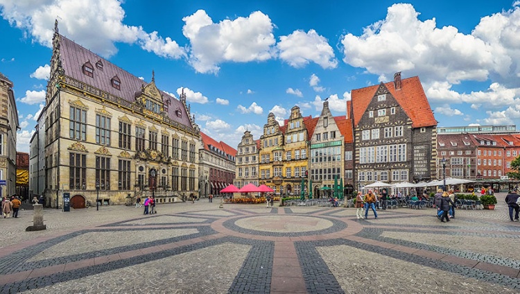 From Berlin to Strasbourg (port-to-port cruise) – Amb 1 Payant 1 Gratuit Breme 0621 Bo Hp Croisieurope Shutterstock