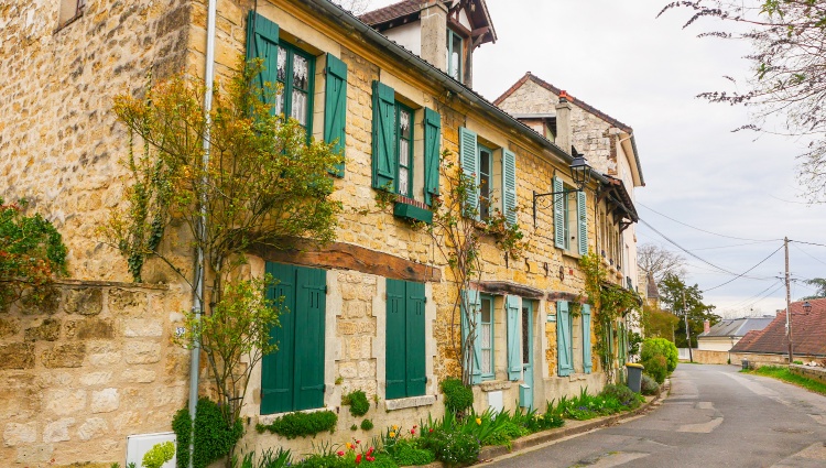 Historic Residences, Local Cuisine, and Hidden Gems in the Oise Valley (port-to-port cruise) – Auvers Sur Oise1 Carine Boehler