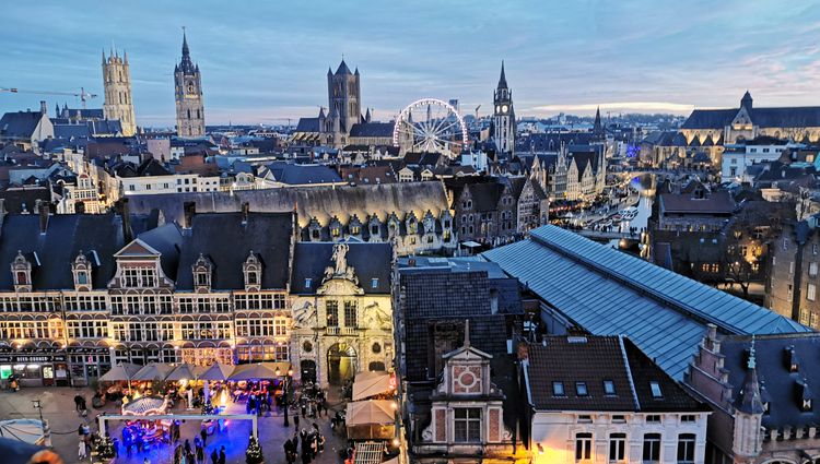 An Enchanting Christmas Getaway between Ghent and Bruges (port-to-port cruise)