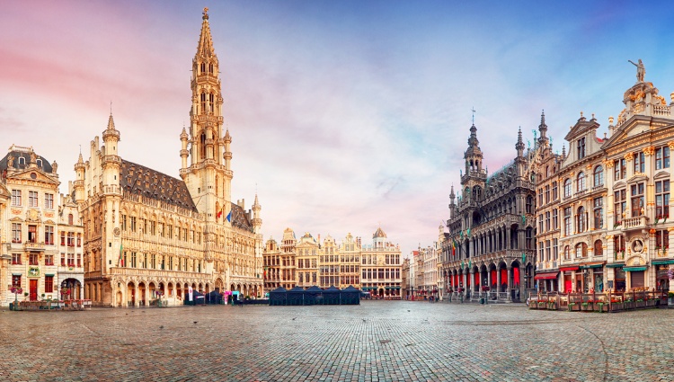 An Exclusive Cruise to Top Sites in Northern Europe (port-to-port cruise) – Belgique Rhin Bruxelles Croisieurope Slider Brx Shutterstock
