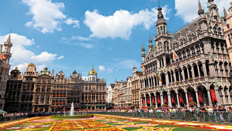 Northern Gems – A European River Cruise from Belgium to Germany. (port-to-port cruise) – Belgique Rhin Bruxelles Grand Place04 Croisieurope
