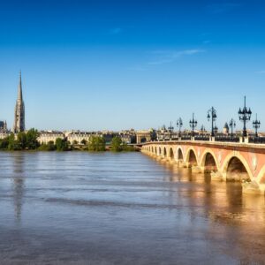 Family Cruise in Bordeaux-The Land and its History (port-to-port cruise) – Bordeaux Pont De Pierre 123rf 123rf
