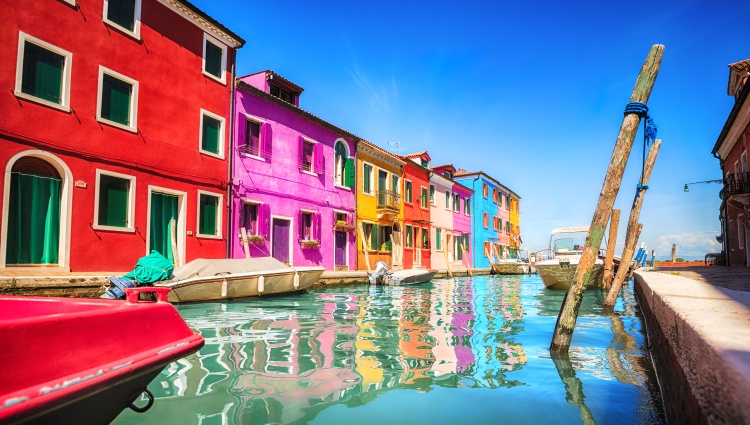 Venice at your pace (port-to-port package) – Burano Nataliya Hora Nataliya Hora