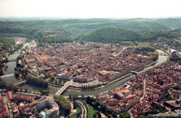 Remarkable Sites and Fine Wines on a Cruise through Burgundy and the Doubs Valley (port-to-port cruise)