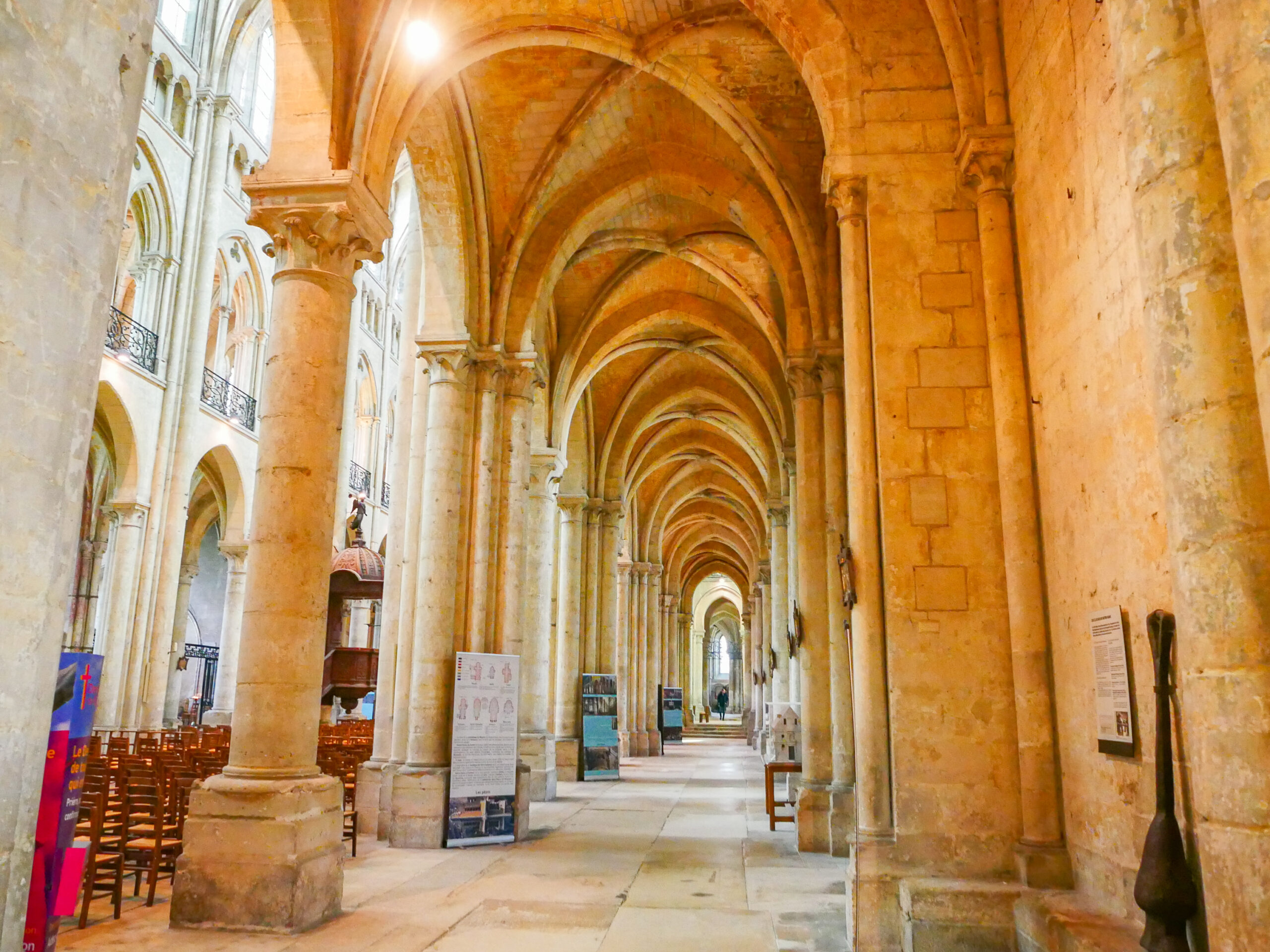 Historic Residences, Local Cuisine, and Hidden Gems in the Oise Valley (port-to-port cruise)