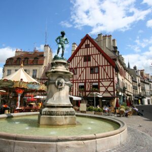 Remarkable Sites and Fine Wines on a Cruise through the Doubs Valley and Burgundy (port-to-port cruise) – Dijon Place Francois Rude Tupungato Tupungato