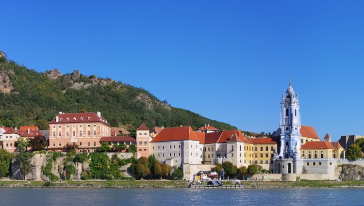 The Beautiful Blue Danube: A Blaze of Styles (port-to-port cruise) – Durnstein 123rf 123 Rf