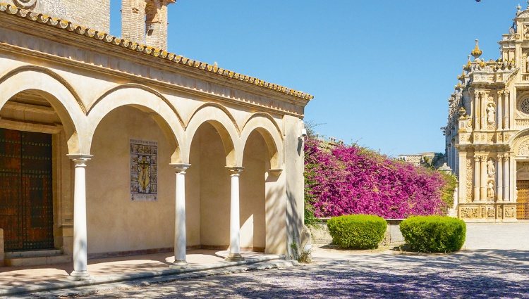 Andalusia: Tradition, Gastronomy and Flamenco (port-to-port cruise) – Espagne Guadalquivir Jerez Croisieurope Slider Shf Shutterstock