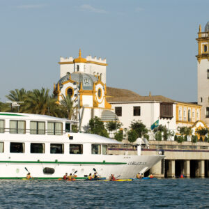 Family Club – Andalusia: Traditions, Gastronomy and Flamenco (port-to-port cruise) – Espagne Mer Mediterranee Seville Place Espagne02 Croisieurope