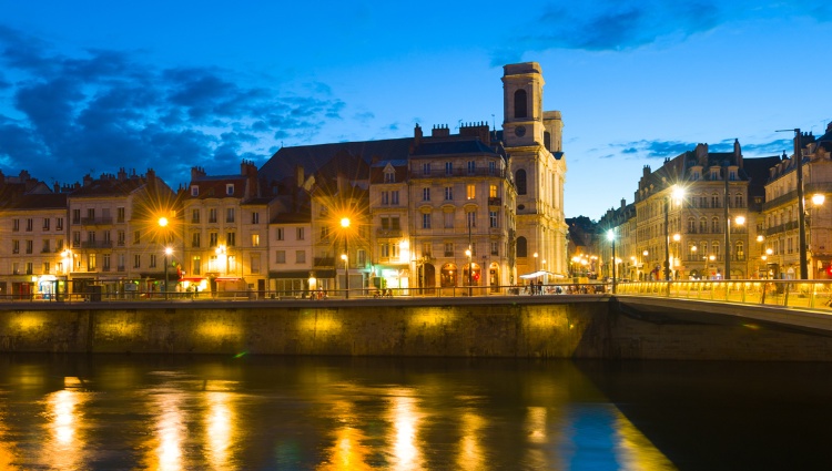 Remarkable Sites and Fine Wines on a Cruise through the Doubs Valley and Burgundy (port-to-port cruise) – France Canal Doubs Croisieurope Slider Dbc Shutterstock
