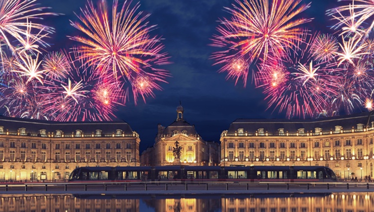 New Year in the Bordeaux region (port-to-port cruise) – France Gironde Bordeaux Croisieurope Slider Bor Shutterstock