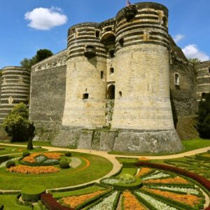 Royal New Year cruise on the Loire (port-to-port cruise) – France Loire Loire Angers Forteresse04 Haubtmann