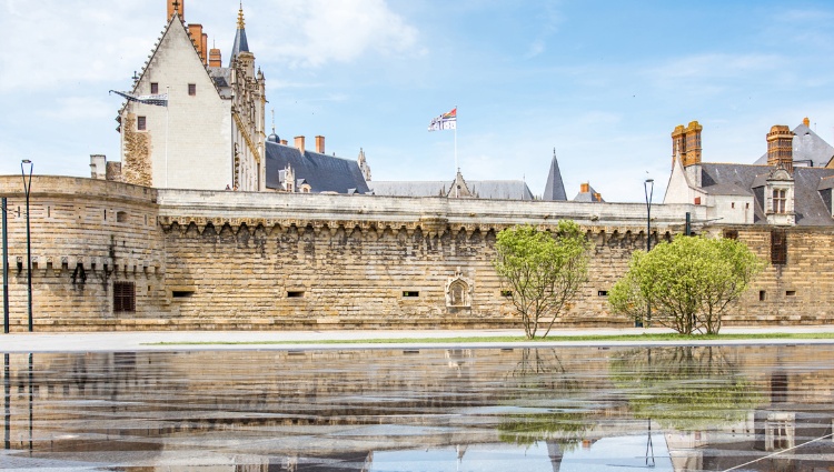 From the Châteaux of Chambord and Chenonceau to the Loire Valley – France Loire Nantes Croisieurope Slider Nen Muspp En Shutterstock