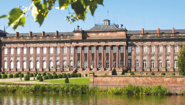 A Charming Cruise through Lorraine and Alsace and along the Marne-Rhine Canal (port-to-port cruise) – France Rhin Canaux Croisieurope Slider Xos Shutterstock