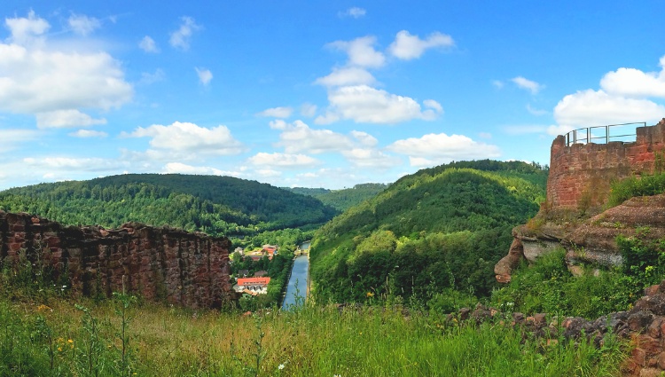 A Charming Cruise through Alsace and Lorraine along the Marne-Rhine Canal (port-to-port cruise) – France Rhin Canaux Lutzelbourg Croisieurope Slider Sxo Shutterstock