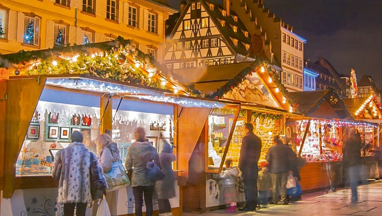A Bountiful Christmas in Alsace and the Black Forest (port-to-port cruise) – France Rhin Strasbourg Croisieurope Slider Mnc Pp Fotolia
