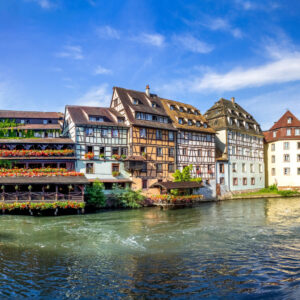 Cruise Festival: Legends, Festivities, and Delicacies on the Romantic Rhine River – France Rhin Strasbourg Lamiafotografia Shutterstock