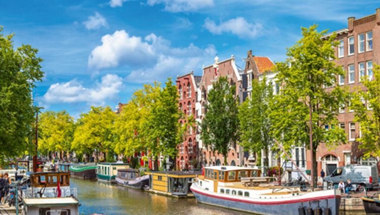 Northern European Culture and Charm: A Cruise between The Netherlands and Belgium. (port-to-port cruise) – Hollande Rhin Amsterdam Croisieurope Vignette Abr Shutterstock