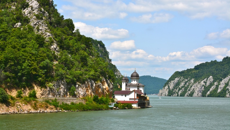 Trans-European cruise from Strasbourg to Budapest (port-to-port cruise) – Hongrie Danube Les Portes De Fer03 Stephane Pfleger