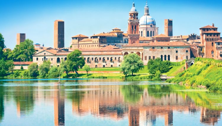 From Venice to Mantua (port-to-port cruise) – Italie Mediterranee Mantoue Besoin Inspiration Vma Mav Canadastock