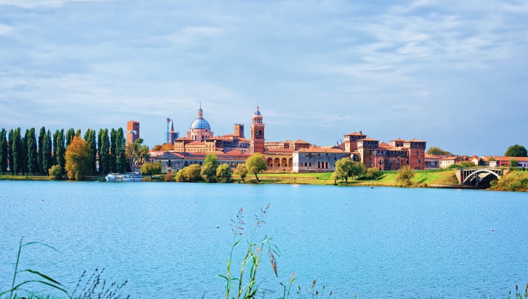 From the Canals of Venice to Renaissance-infused Mantua – Italie Po Mantoue Romanbabakin Roman Babakin