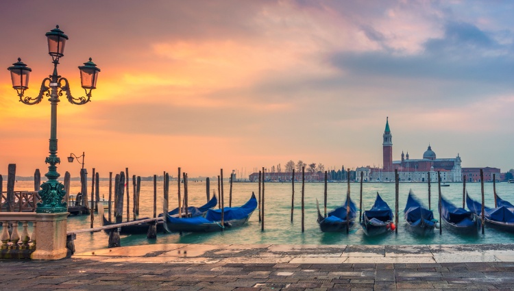 Venetian Treasures (port-to-port cruise) – Italie Po Venise Ven Pp Slider Hp 0220 Rudy Balasko