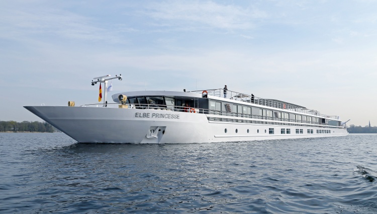 From Prague to Berlin: Cruise on the Vltava and Elbe Rivers (port-to-port cruise) – Ms Elbe Princesse Elbe Profil02 Croisieurope O Asmussen