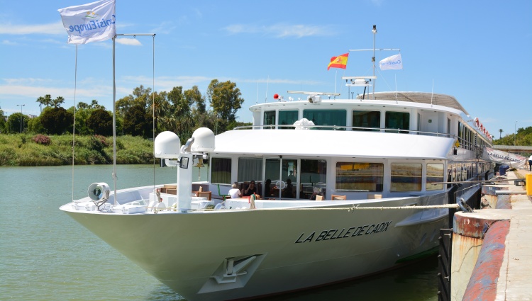 Amazing Andalusia: Enchanting Villages, Traditional Architecture, and Fabulous Cuisine (port-to-port cruise) – Ms La Belle De Cadix01 Croisieurope Stephane Pfleger