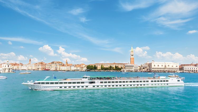 Venice Carnival (port-to-port cruise) – Ms Michelangelo12 Venise Alexandre Sattler Alexandre Sattler