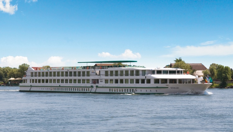 A journey between Central Europe and the Balkans (port-to-port cruise) – Ms Vivaldi Danube Profil02 Croisieurope Croisieurope