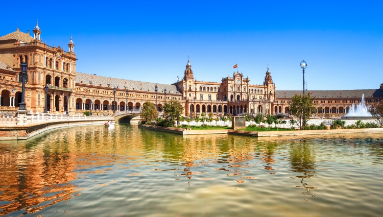 Family Club – Andalusia: Traditions, Gastronomy and Flamenco (port-to-port cruise) – Plaza De Espana Seville Stevanzz Stevanzz