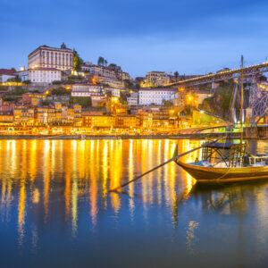 From Portugal to Spain: Porto, the Douro Valley (Portugal) and Salamanca (Spain) (port-to-port cruise) – Porto Sepavo Sepavo