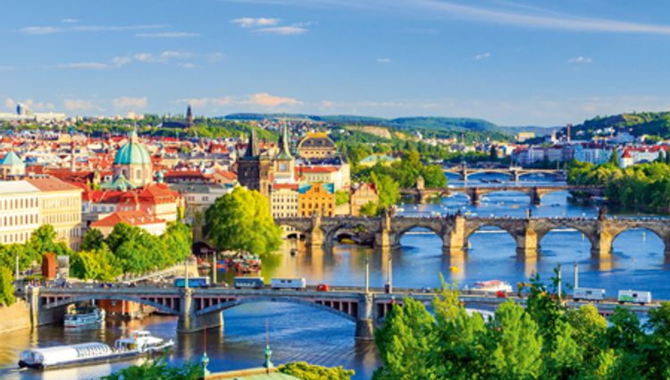 Prague, Dresden, and the Castles of Bohemia: A Spectacular Cruise on the Elbe and Vltava Rivers – Republique Tcheque Moldau Prague Croisieurope Vignette Bpg Horaip Shutterstock