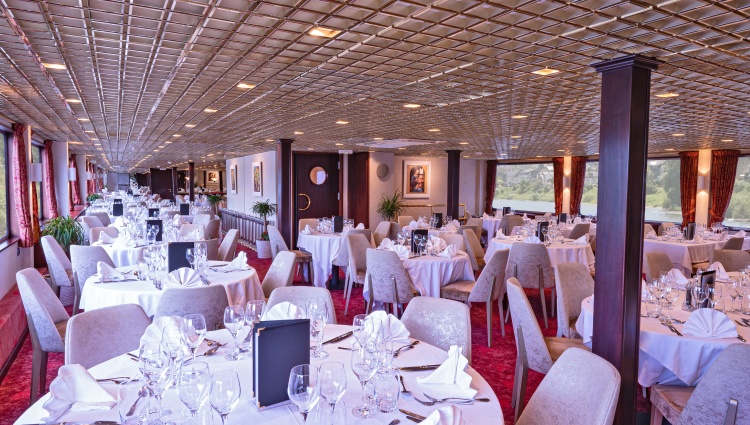 New Year on the Wild Rhine (port-to-port cruise) – Restaurant02 Ms Mona Lisa Elbe Rhin Croisieurope Croisieurope