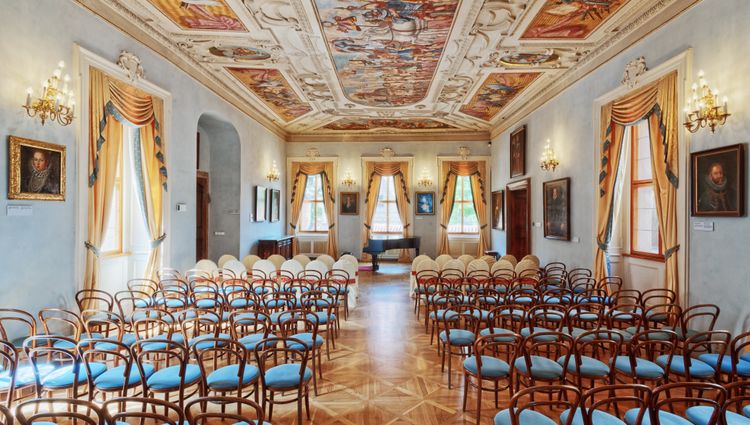 New year’s in Prague (port-to-port cruise) – Salle Concert Du Musee Palais Lobkowicz Chateau De Prague