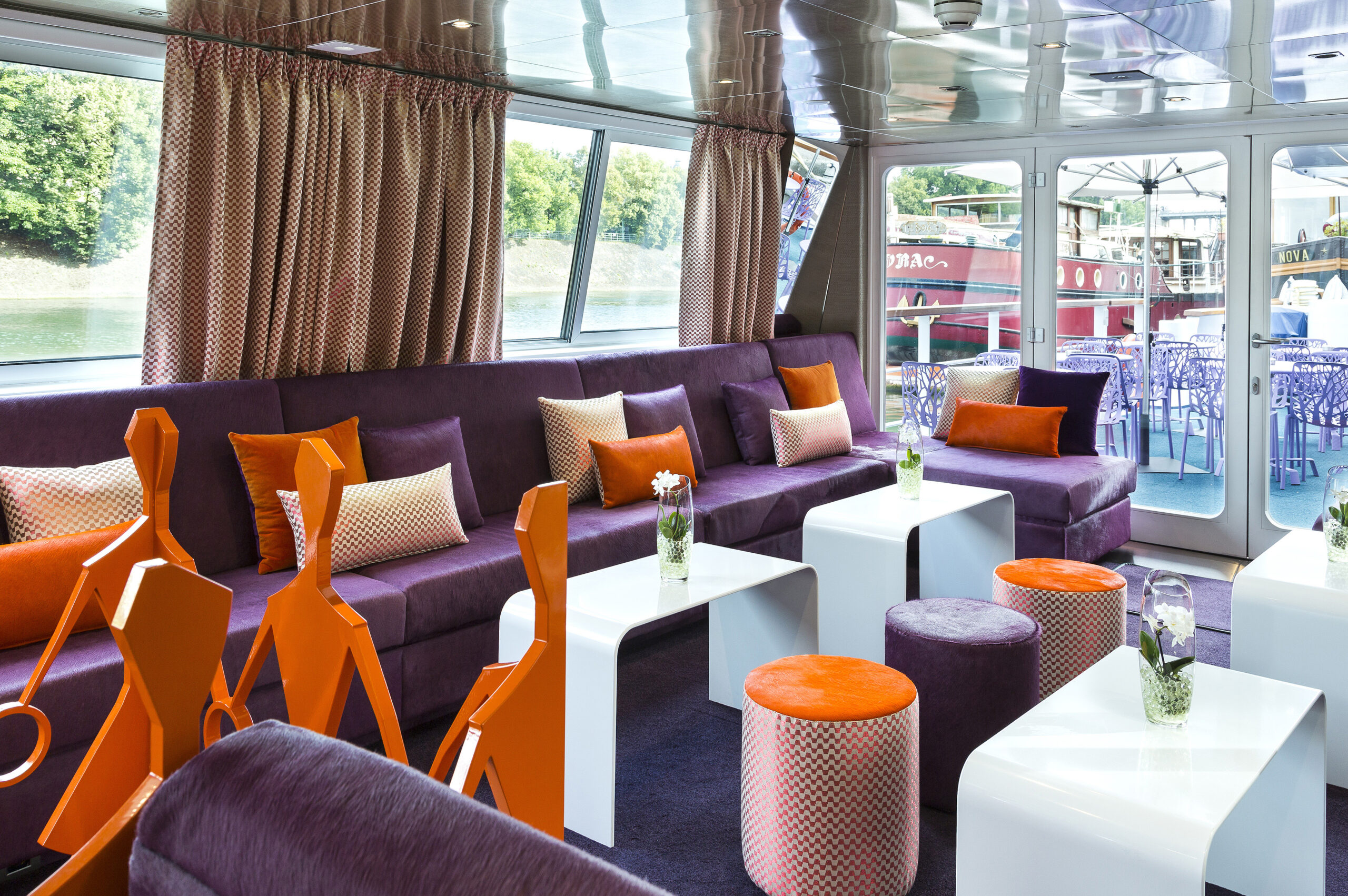 Prestigious Paris & and the Canal Saint-Martin (port-to-port cruise)