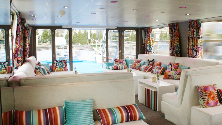 The Petite Saône & The Burgundy Canal (port-to-port cruise) – Salon03 Peniche Jeanine Croisieurope Croisieurope